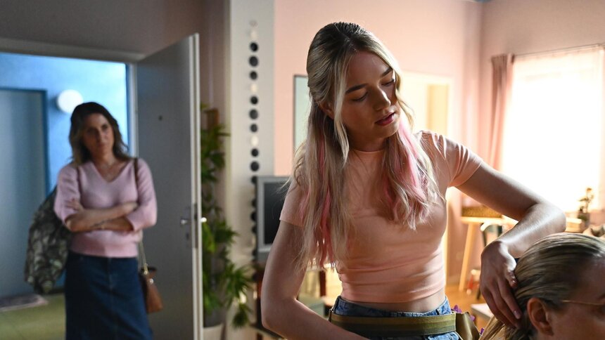 AWZ: Tennis-Star Sabine Lisicki sorgt für Wirbel im Zentrum