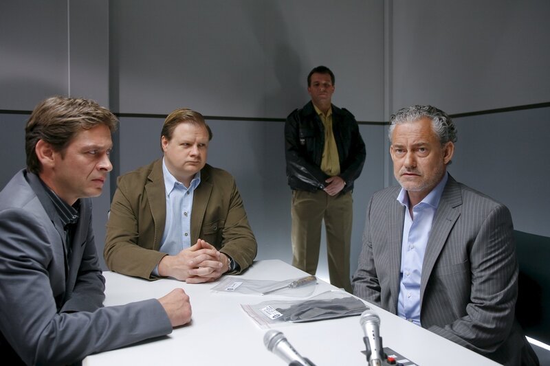 Die Rosenheim Cops 219 Alles hat seinen Preis Staffel 11 Folge 7 Plot-Spoiler „Mord beim Captains Cup“