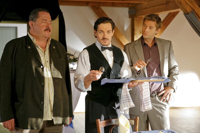 Die Rosenheim Cops Staffel 9 Folge 25 Tod im Kühlraum