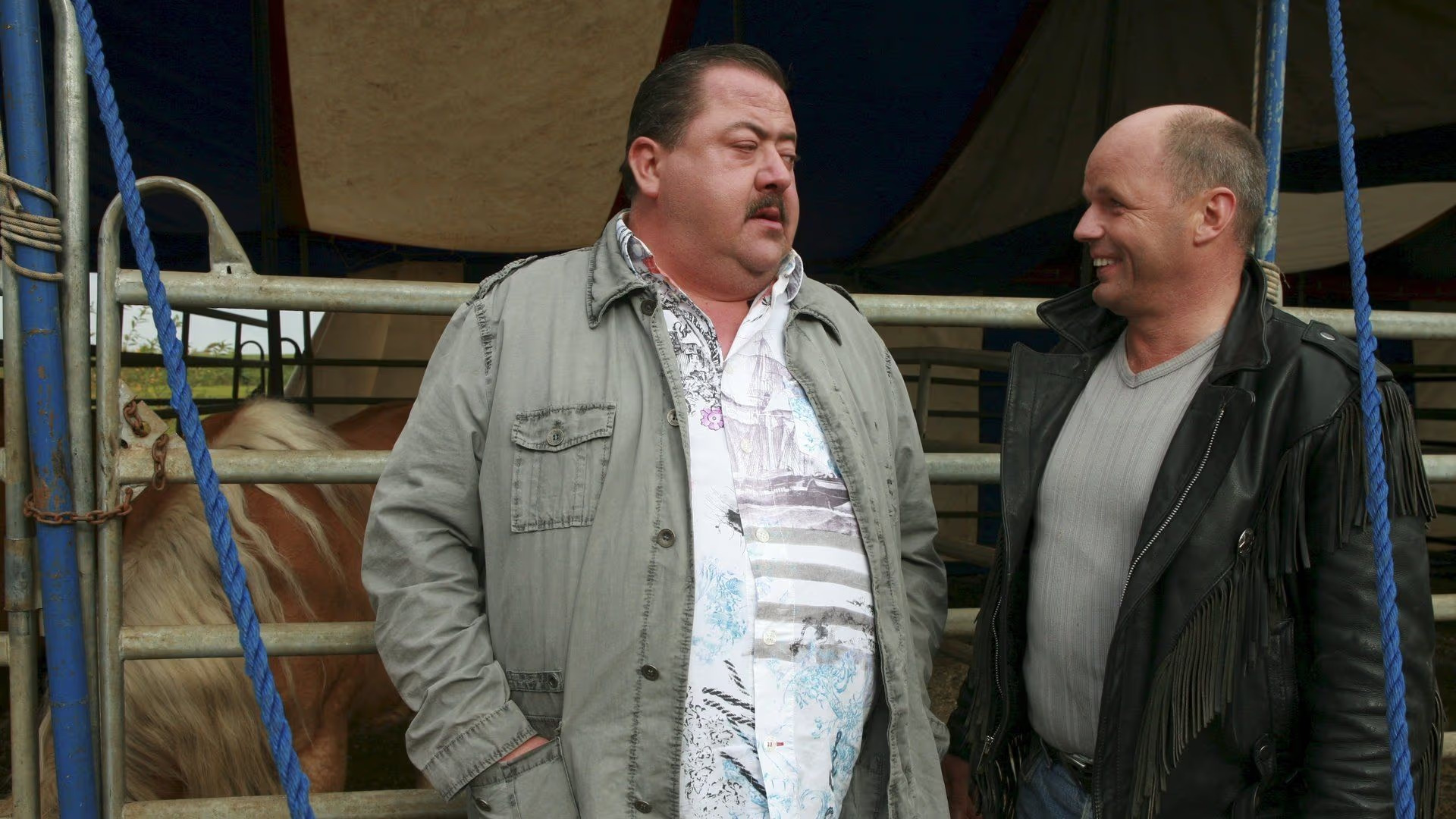 Die Rosenheim Cops Staffel 7 Folge 19 Salto mortale