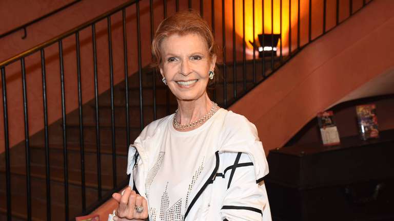 In aller Freundschaft-Urgestein Jutta Kammann mit 81 im Rollstuhl: Irgendwie auch schön