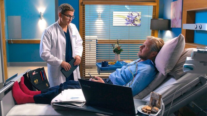 In aller Freundschaft – Die jungen Ärzte nochmal sehen: Wiederholung von Episode 6, Staffel 4 online und im TV