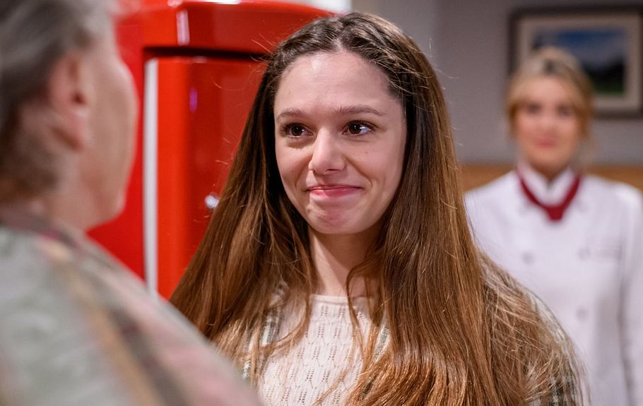 „Sturm der Liebe“: Hildegard weint, weil ihr Abschied richtig schmerzt!