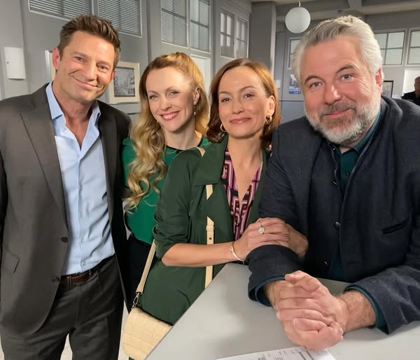 Wir warten schon sehnsüchtig auf den Start der neuen Staffel! Nur noch 2,5 Wochen bis es losgeht und online sogar schon eine Woche früher!