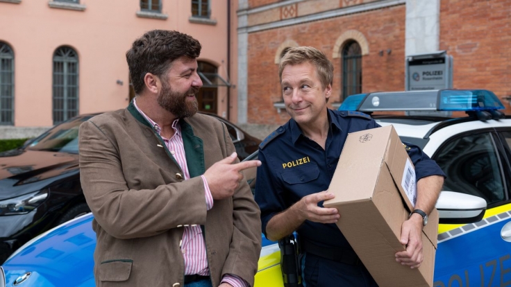 “Die Rosenheim-Cops” heute im Livestream: Vorschau auf “Was nicht passt, wird passend gemacht” (Staffel 25, Folge 581)