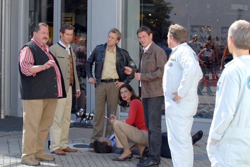 Die Rosenheim Cops 83. Im Banne der Koi Staffel 6, Folge 7