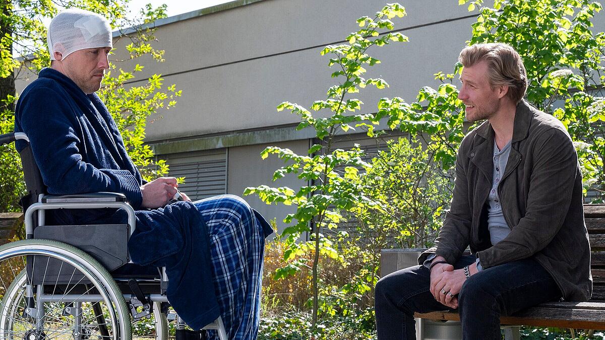 Hartkirchner als Barchef in der neuen Serie „Die Spreewaldklinik“