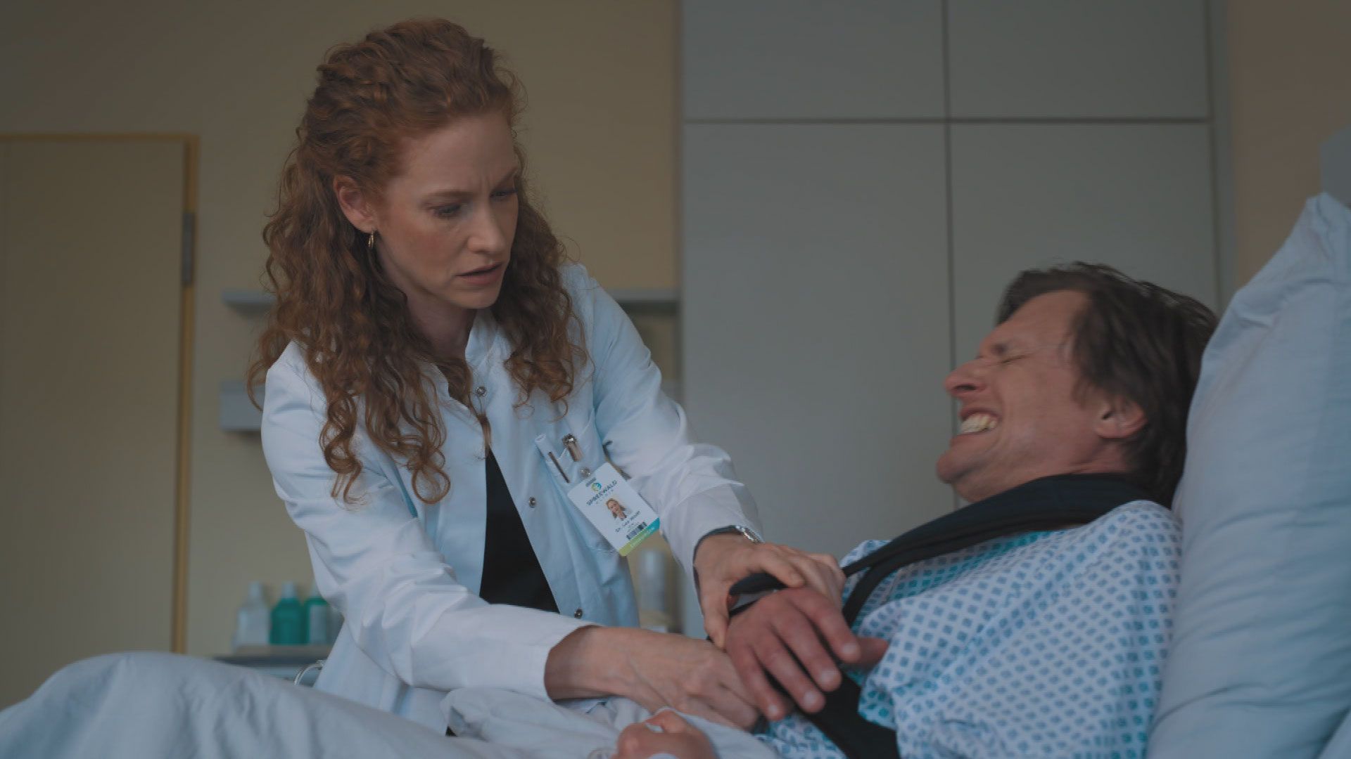 „Die Spreewaldklinik“ ist im August 2024 gestartet. DWDL vermutet, die Serie haben vom zuschauerstarken Herbstprogramm profitiert. Es