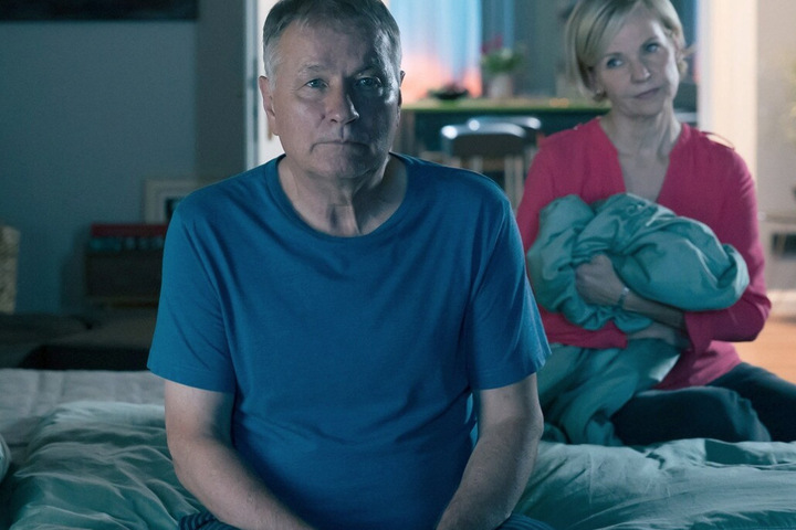 Auch am Dienstagabend flimmert wieder eine neue Folge von “In aller Freundschaft” über den TV-Bildschirm.