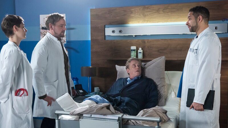 Schlechte Nachrichten für alle Fans: Deshalb fliegt “In aller Freundschaft” aus dem Programm