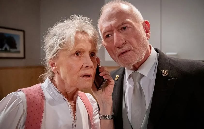 „Sturm der Liebe“-Star Antje Hagen: So umwerfend sah Hildegard früher aus!