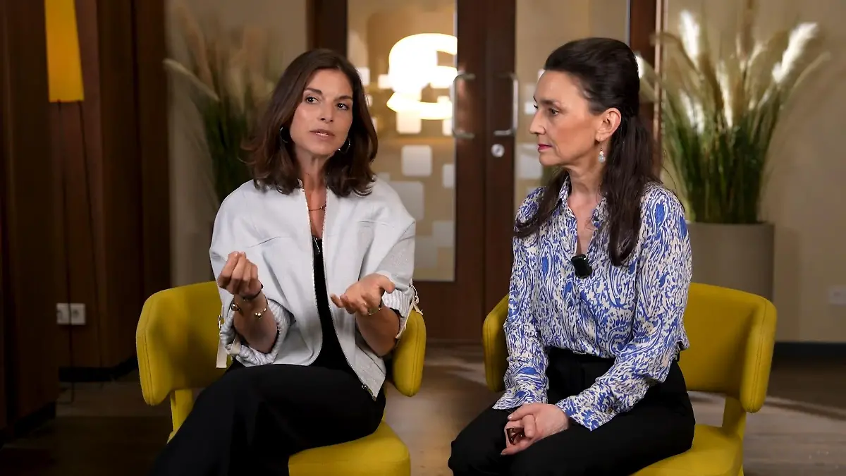 AWZ-Star Suri Abbassi ist ein echter Online-Dating-Profi