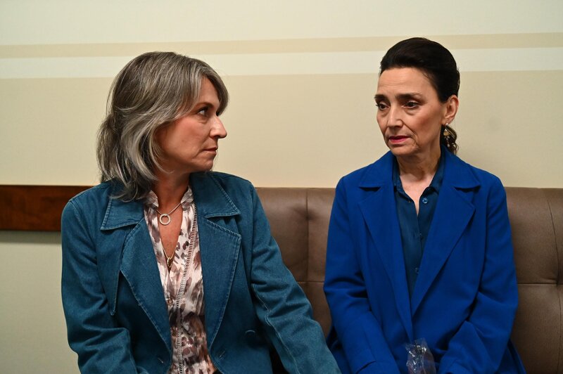 AWZ-Vorschau Diese erschütternde Tatsache hat er bisher vor seiner Familie verheimlicht.