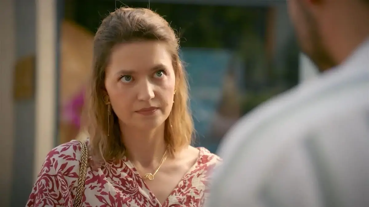 Sie glaubt, dass er sie überwachen will Nathalie konfrontiert Matteo mit dem Tracker-Fund