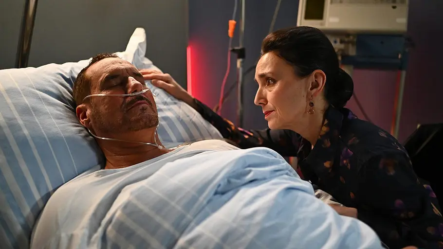 Alles was zählt“ Operation abgebrochen! Richards Kreislauf kollabiert