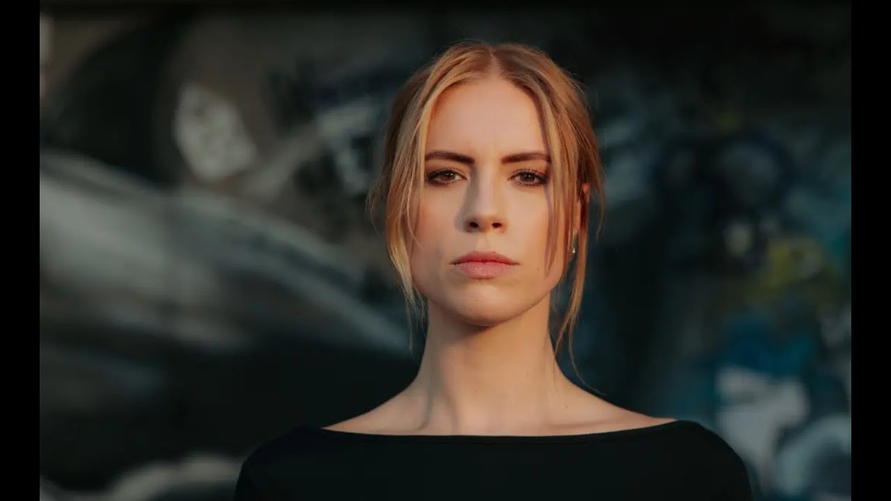 Abschied bei GZSZ befürchtet: Zoe könnte Berlin verlassen