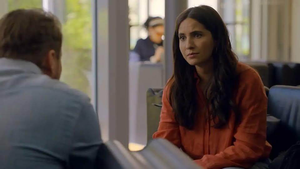 GZSZ-Star Chryssanthi Kavazi gerät in die Schlagzeilen, nachdem sie bei einem Verkehrsunfall geflucht haben soll!