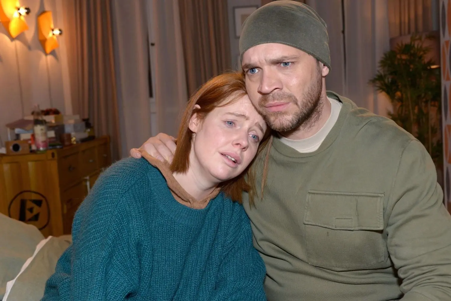 GZSZ: Toni entdeckt Matildas Anruf – Eriks Lüge fliegt auf!