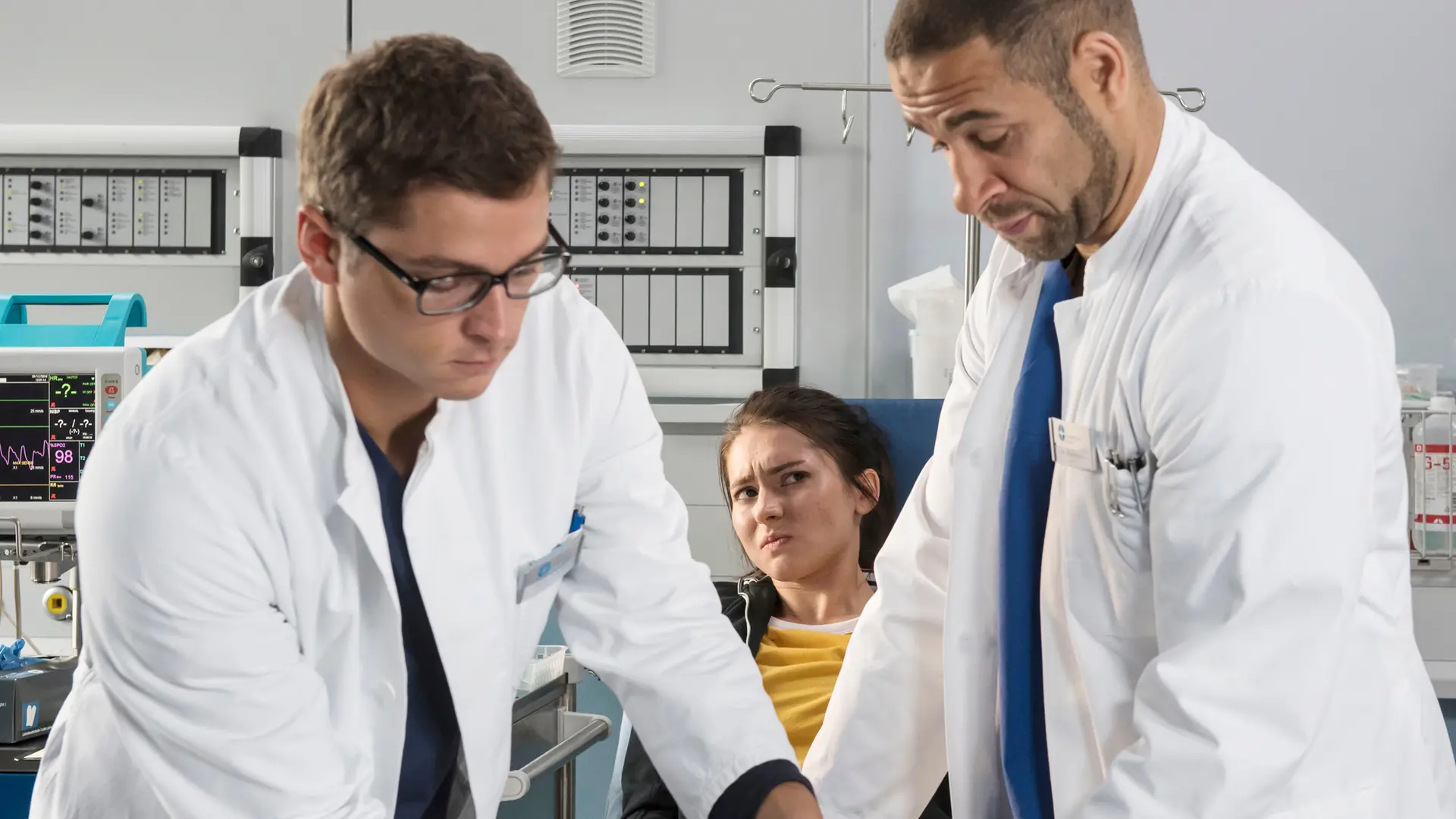 Alle Infos und Darsteller in “In aller Freundschaft – Die jungen Ärzte” auf einen Blick