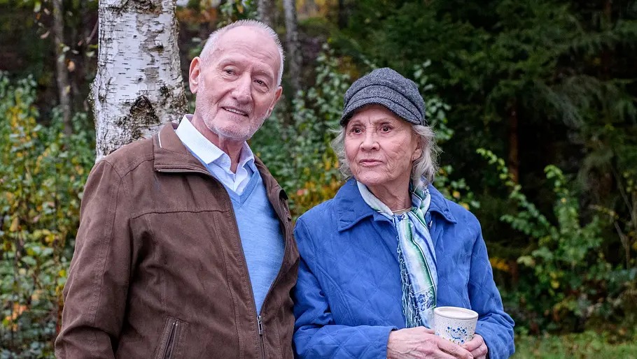 Yannik sorgt bei Hildegard für einen überraschenden Moment