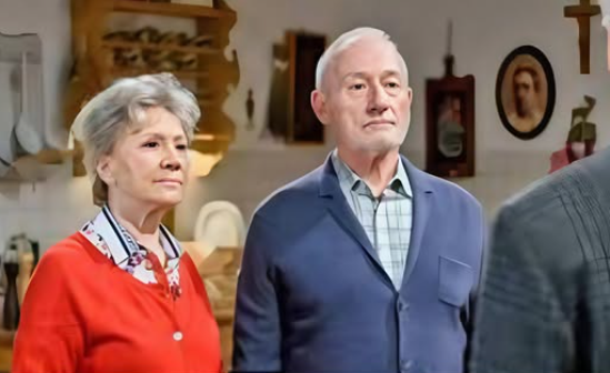 ANGST-ATTACKE! „Sturm der Liebe“-Darstellerin teilt Gedanken zur Neubesetzung: „Erwarte nicht von jedem Lob“