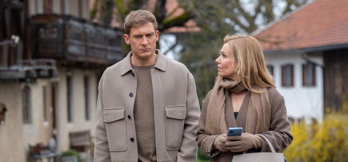 “Sturm der Liebe”-Wochen-Vorschau ab 15. Dezember: Muss Larissa tatsächlich sterben?