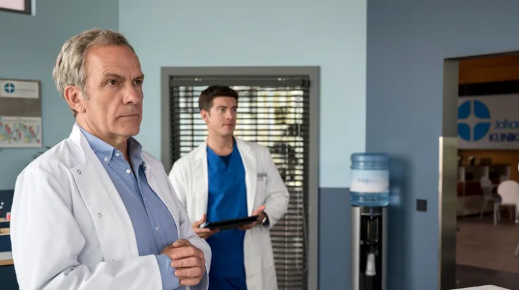 “In aller Freundschaft”-Vorschau für den 23.12.: Steckt Dr. Lucia Böhm in der Krise?