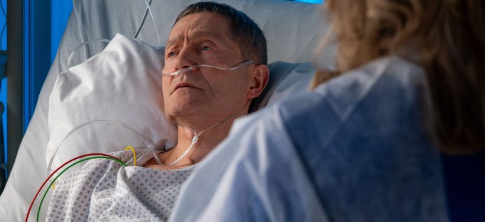 “In aller Freundschaft”-Vorschau für Weihnachtsausgabe: Sorge um Dr. Rolf Kaminski