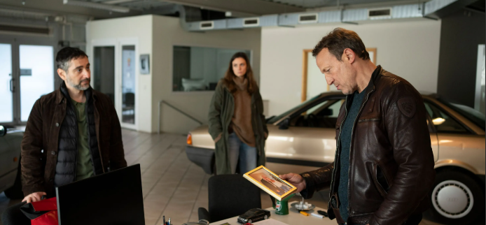 Sturm der Liebe: Antje Hagen Overcome by Real-Life War Trauma on Set – Can Hildegard Sonnbichler Find Peace Amidst the Pain?