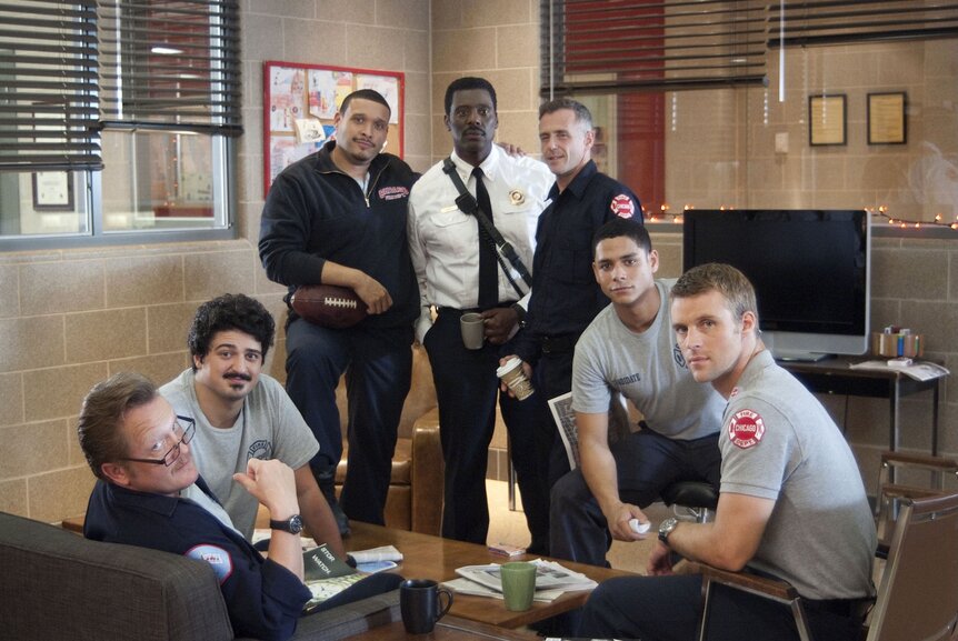 Joe Miñoso Had a Completely Different Look in Chicago Fire Season 1 (PIC)