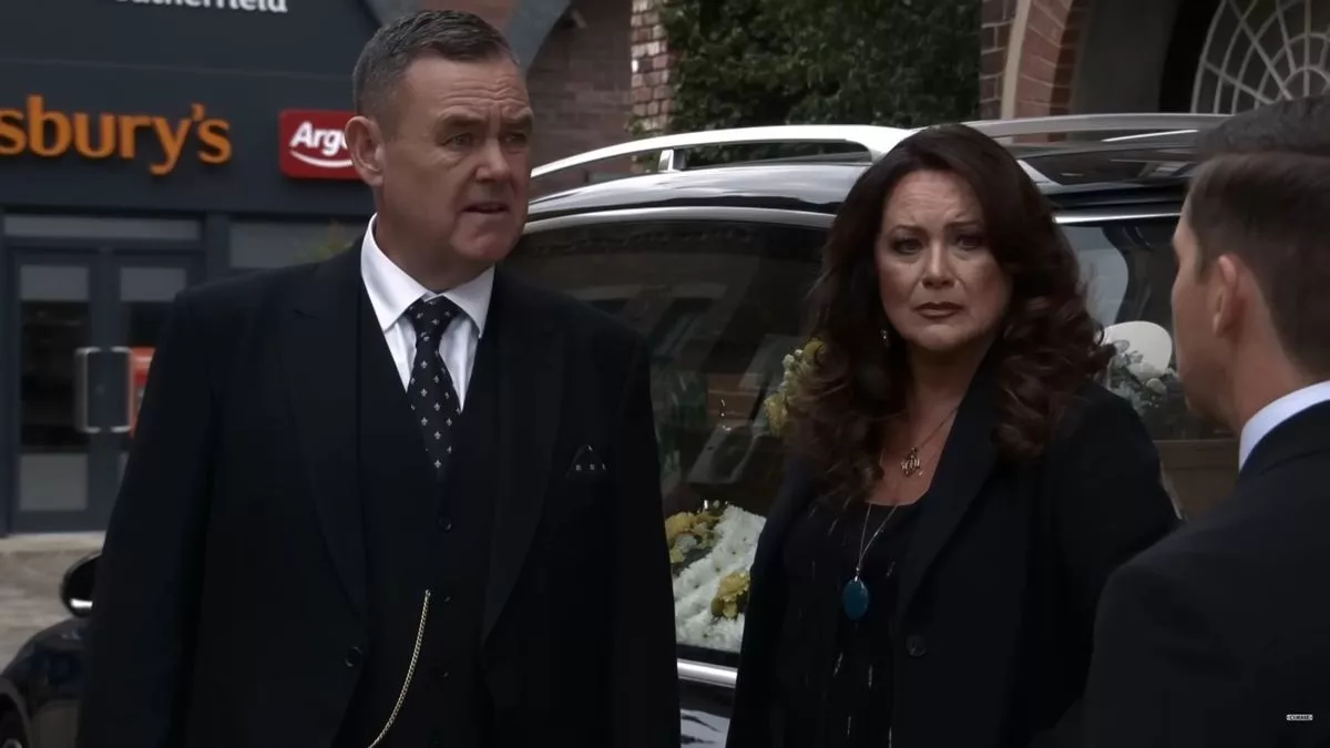 THEO’S COVER BLOWN: SOMEONE FINALLY KNOWS THE TRUTH!