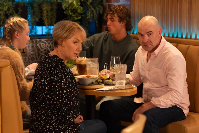 THE END OF AN ERA? TIM AND SALLY’S DEVASTATING SPLIT “SEALED” AS CARLA STEPS IN!