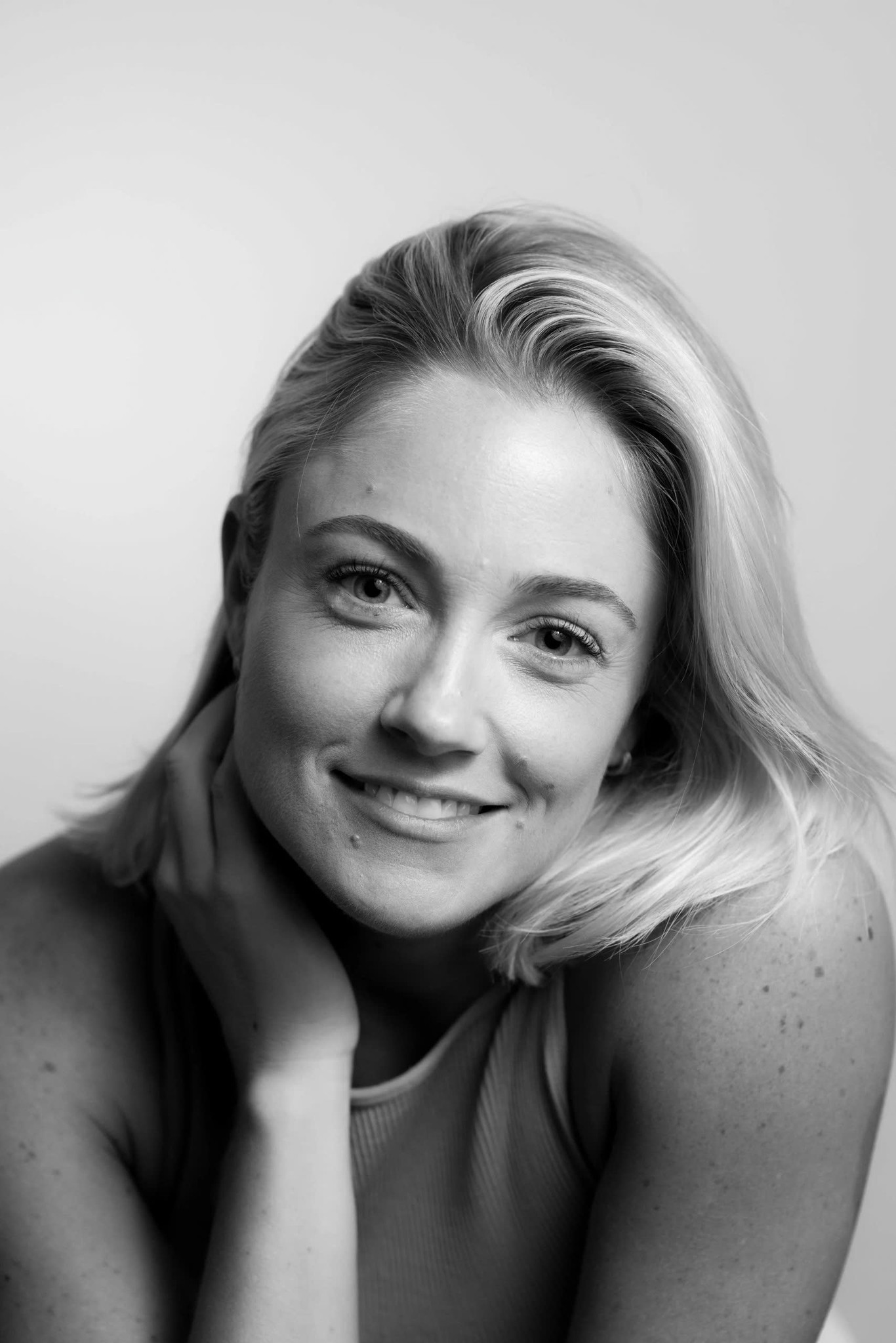 Sad: Actress Jessica Redmayne has been diagnosed with cancer.