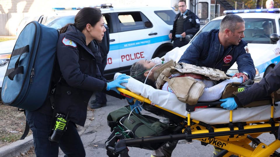 “Pushed Too Far”: Taylor Kinney Hospitalized at the Start of the Year Amid Concerns of Extreme Overwork