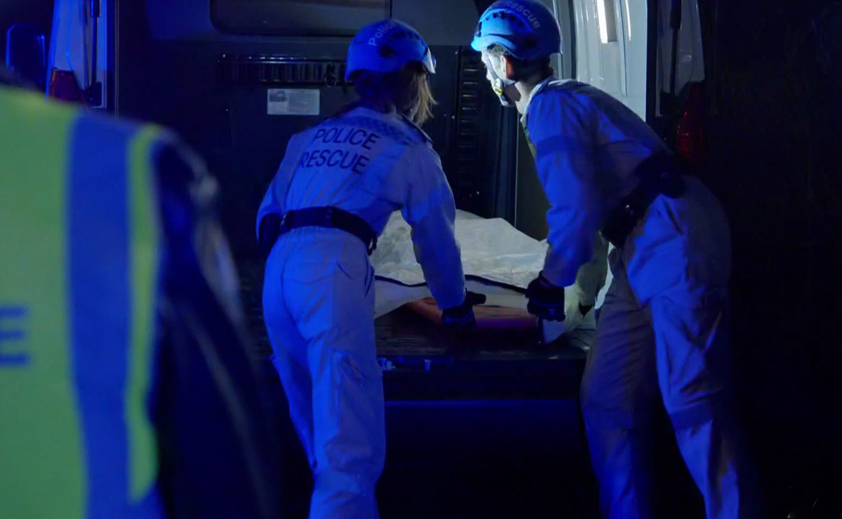 SHOCK!!! A beloved Home and Away star quits overnight — cast stunned, writers scrambling. What REALLY happened?