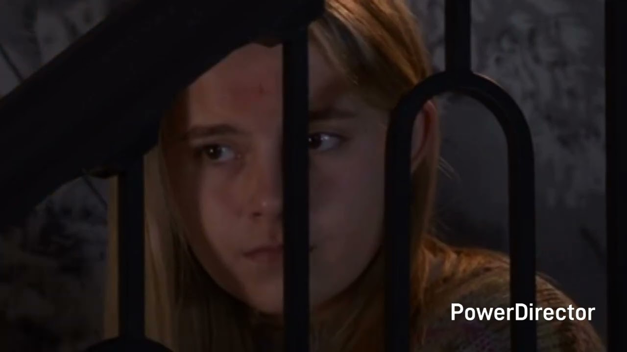 Coronation Street- Betsy Overheard Lisa Sharing Her Concerns To Carla About Becky (Preview)(12/1/26)