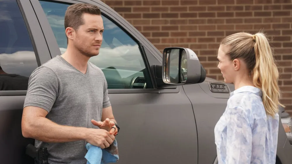 Chicago P.D. Vets Tracy Spiridakos And Jesse Lee Soffer To Return In #OneChicago Crossover — What Brings Them Back?